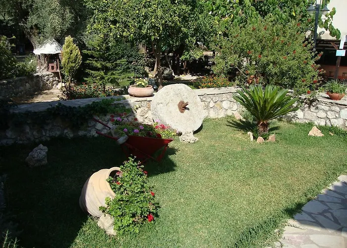 مكان تخييم Village Episkopos *